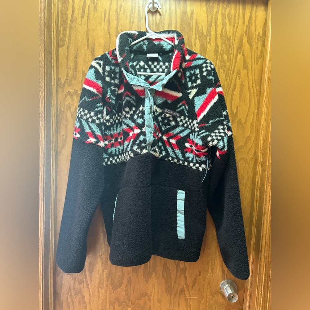 Columbia black red white blue western pattern Sherpa fleece synchilla large L